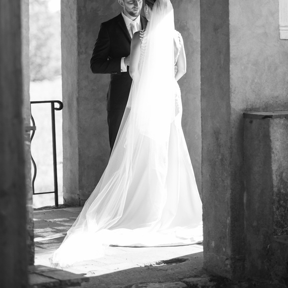 Berta Glimmer Tulle Circle Cathedral Veil - Picture 5 of 7